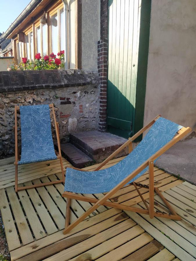 Appartement Le Nid Normand Avec Terrasse - Stationnement Facile Et Gratuit - 5 Min Seine à Deville-les-Rouen Extérieur photo
