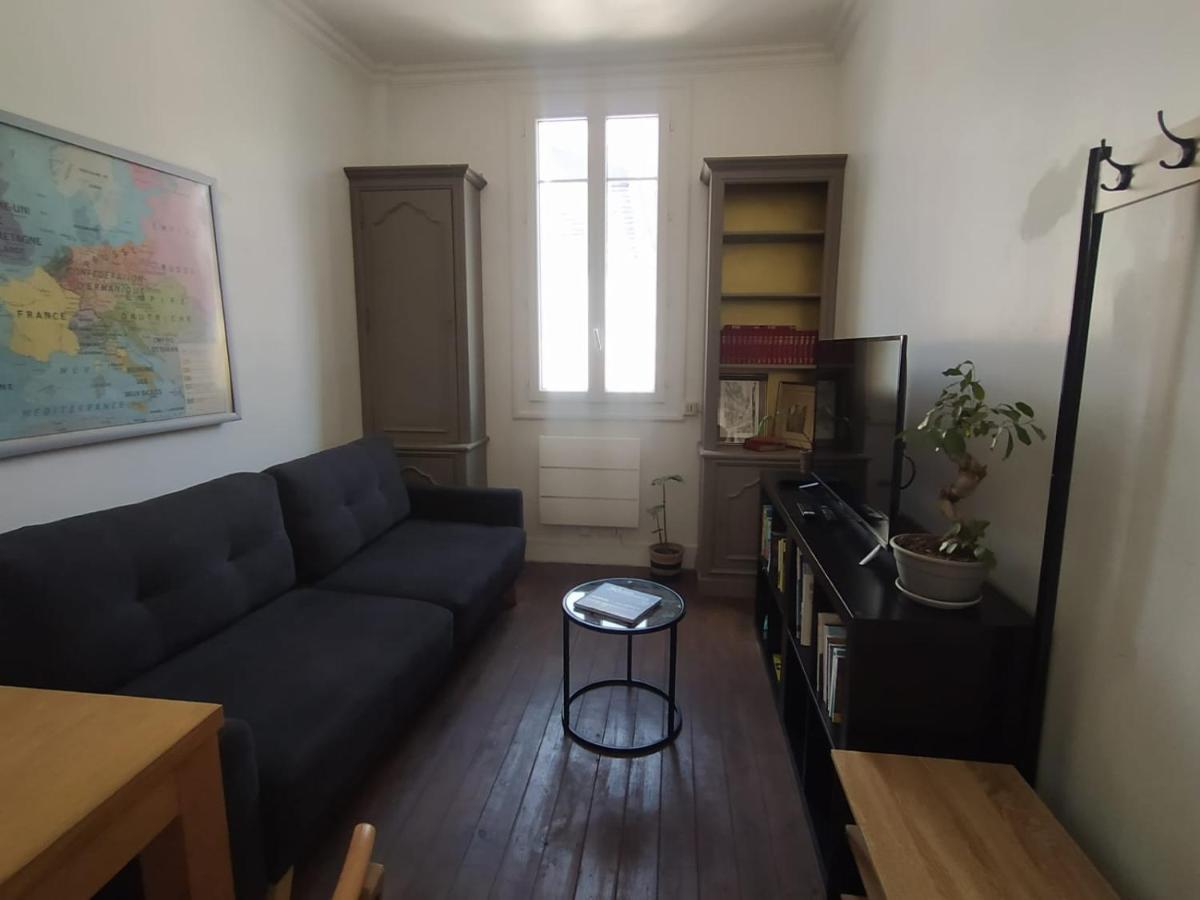 Appartement Le Nid Normand Avec Terrasse - Stationnement Facile Et Gratuit - 5 Min Seine à Deville-les-Rouen Extérieur photo