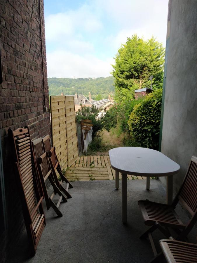 Appartement Le Nid Normand Avec Terrasse - Stationnement Facile Et Gratuit - 5 Min Seine à Deville-les-Rouen Extérieur photo